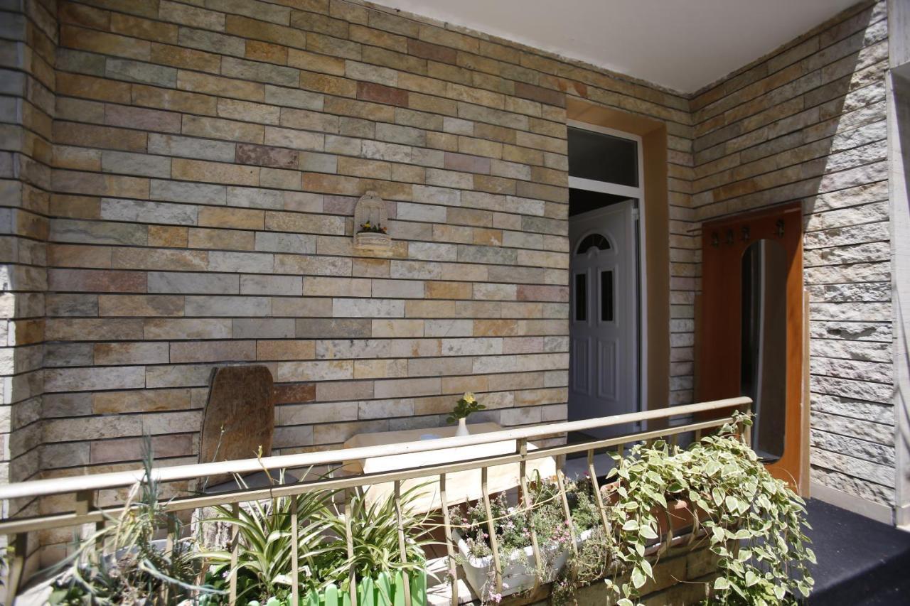 Hotel Akropoli Tirana Exterior photo